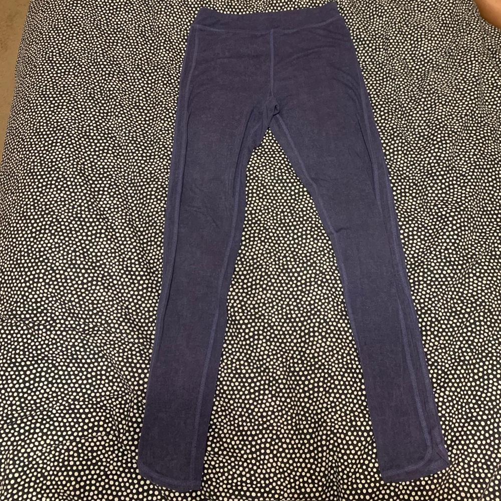 Aero leggings and tee shirt